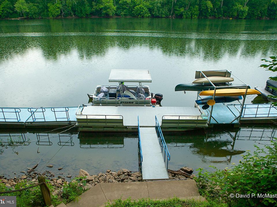 13 Shepherdstown Pike, Shepherdstown, WV 25443 Zillow