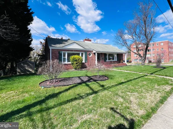 7604 Adelphi Rd, Hyattsville, MD 20783