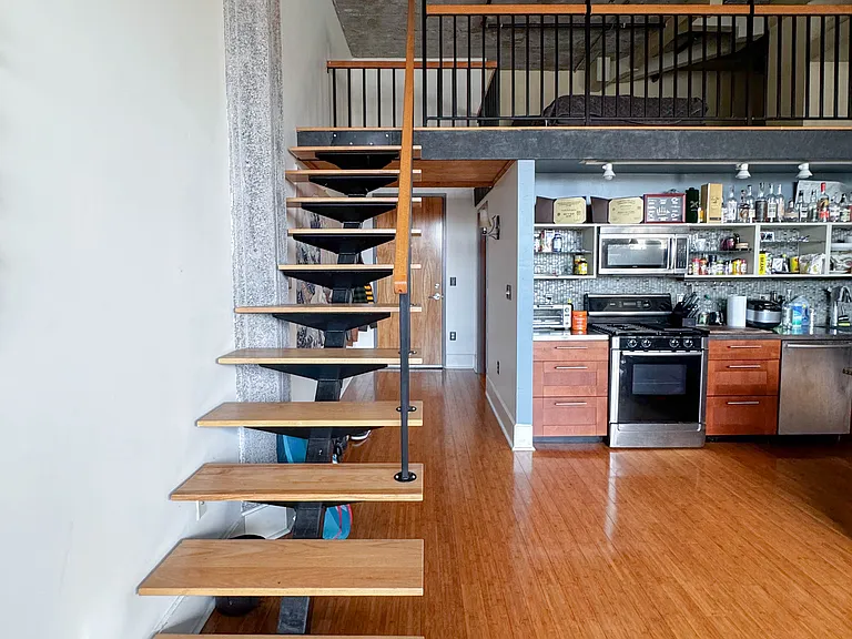 156 Porter St #206 — Photo 6