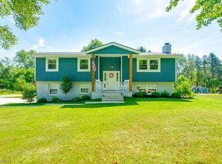 8340 W Wadora Cir NW, North Canton, OH 44720