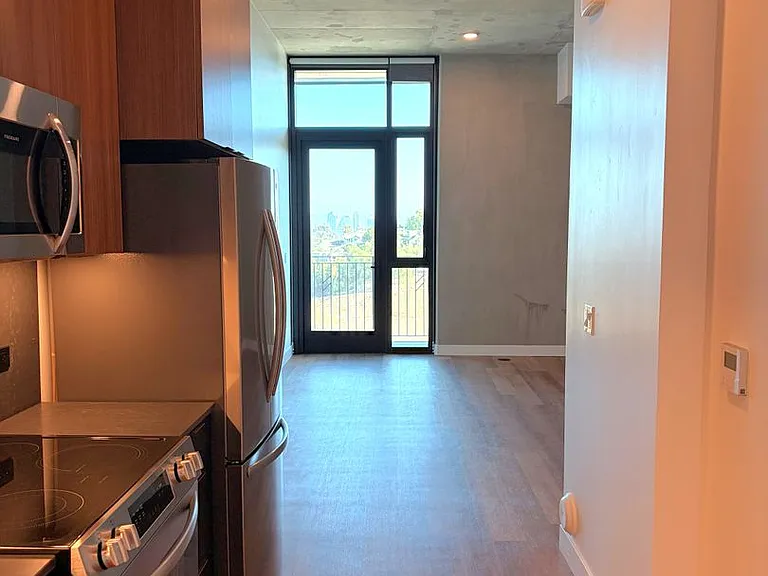 Rainford Apartments — Photo 51