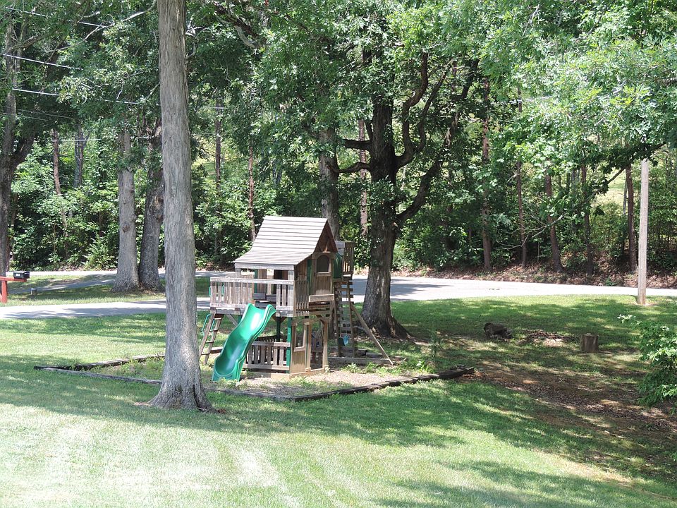 1st image of 1317 Americana Dr