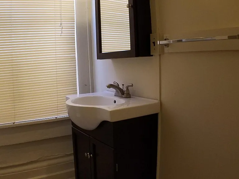 360 S Upper St #2 — Photo 10