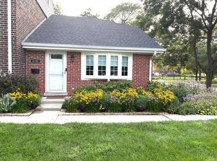 5702 S Park Ave, Hinsdale, IL 60521