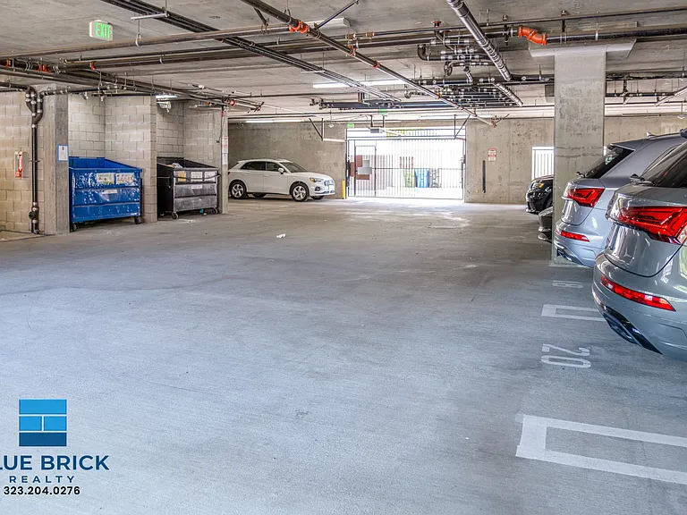 4305 Laurel Canyon Blvd #202A — Photo 26