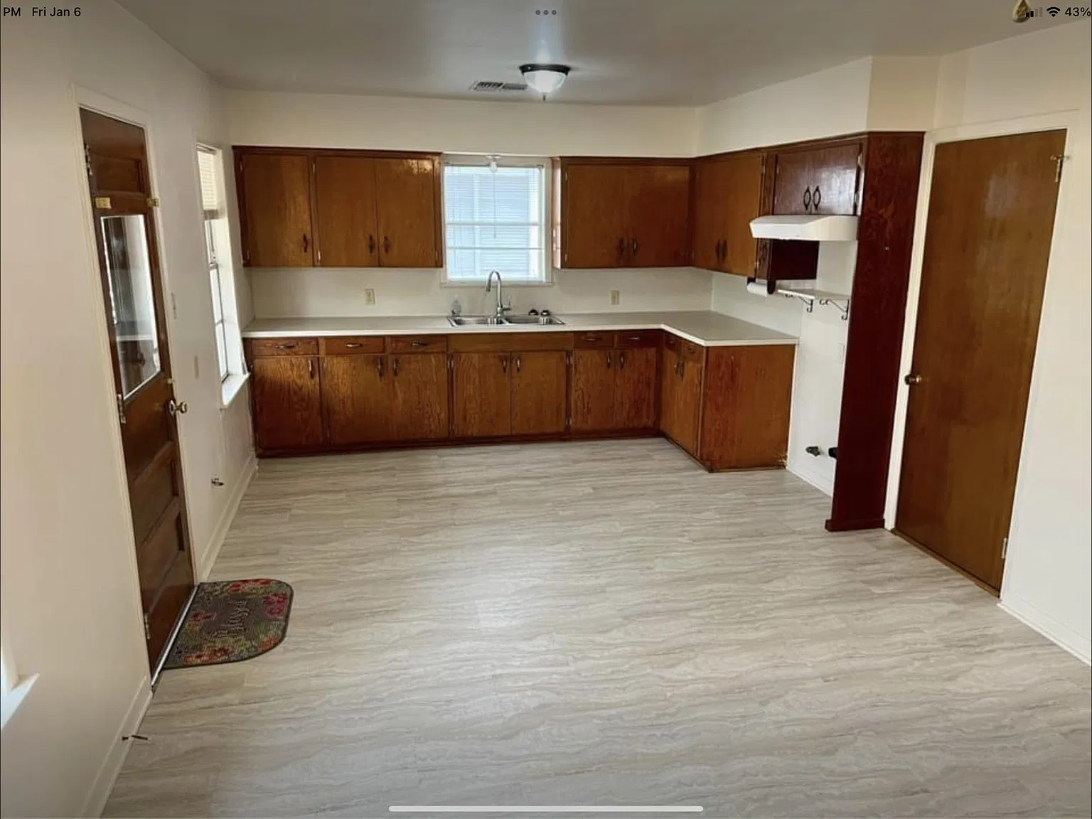 3 bed, 1300 sqft, $1,800 — Photo 4