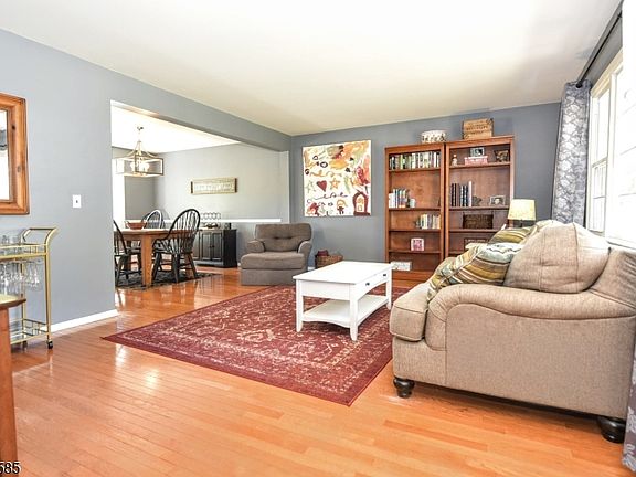 4th image of 143 Nottingham Rd