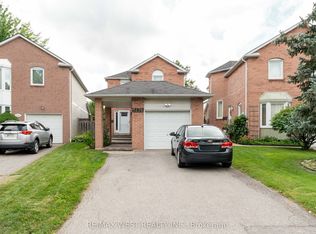 3126 Augusta Dr, Mississauga, ON L5N5E2