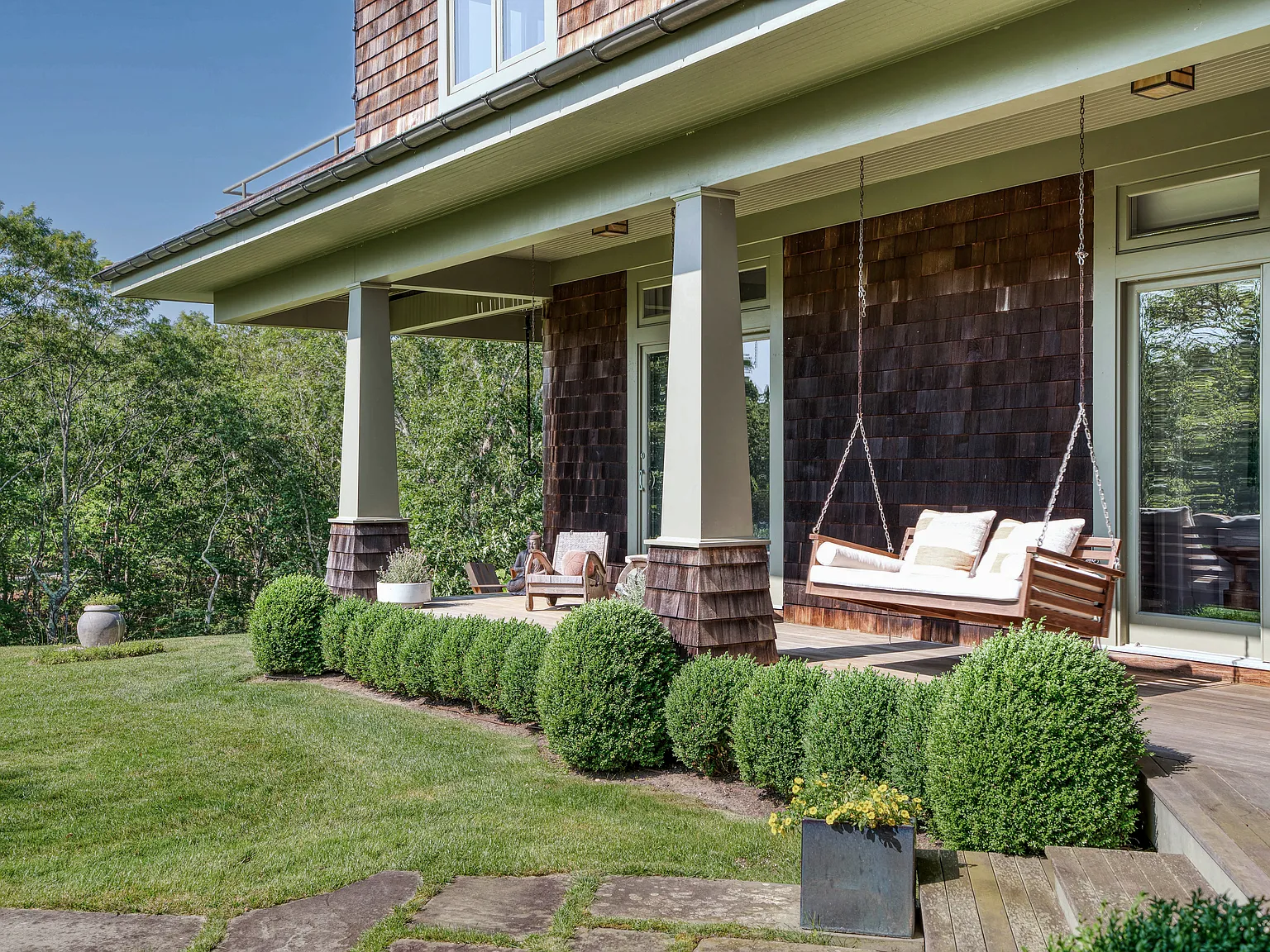 Exceedingly Stylish, Dreamy Outdoor Spaces, Year Round Rental — Photo 3