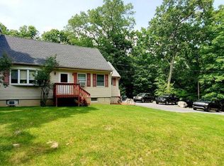 3669 Bristol Cir E, East Stroudsburg, PA