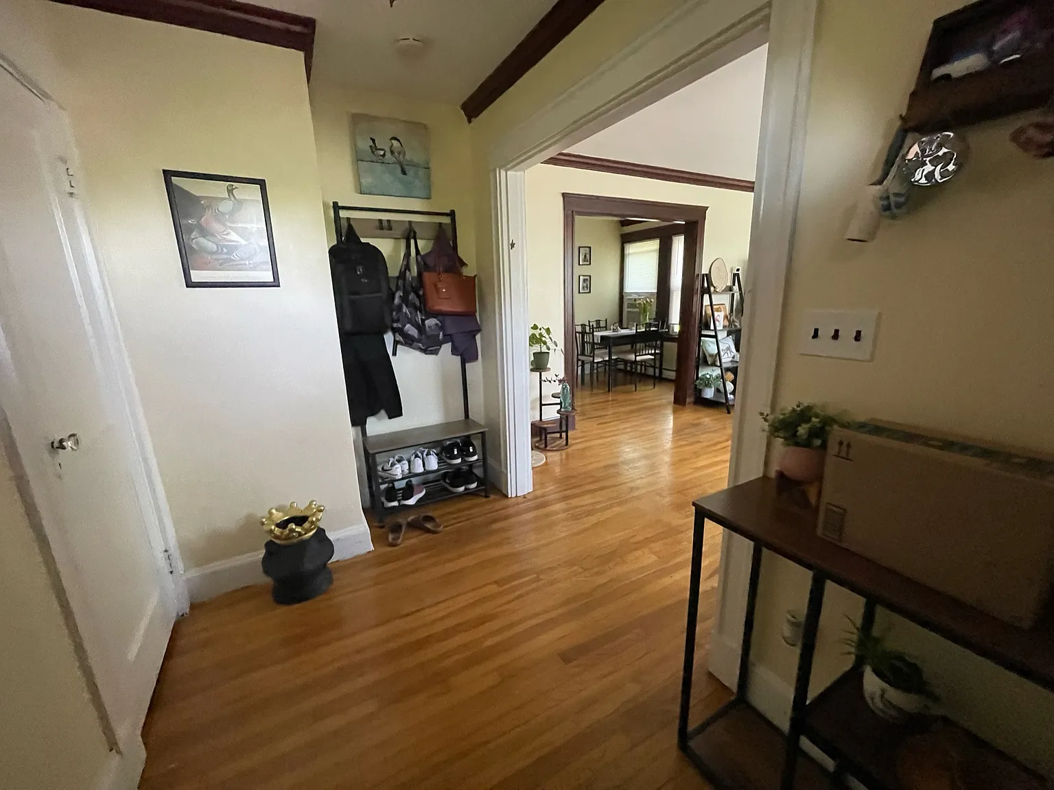 3 bed, 1203 sqft, $3,100 — Photo 4