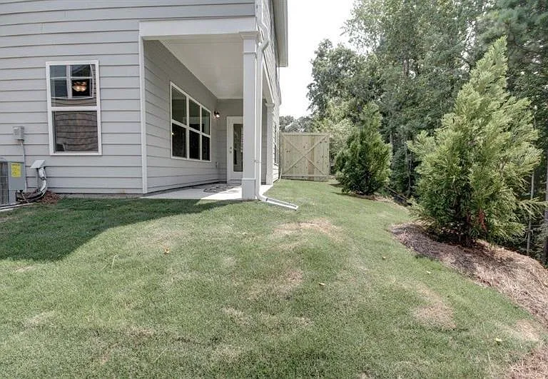 4576 Grenadine Cir — Photo 16