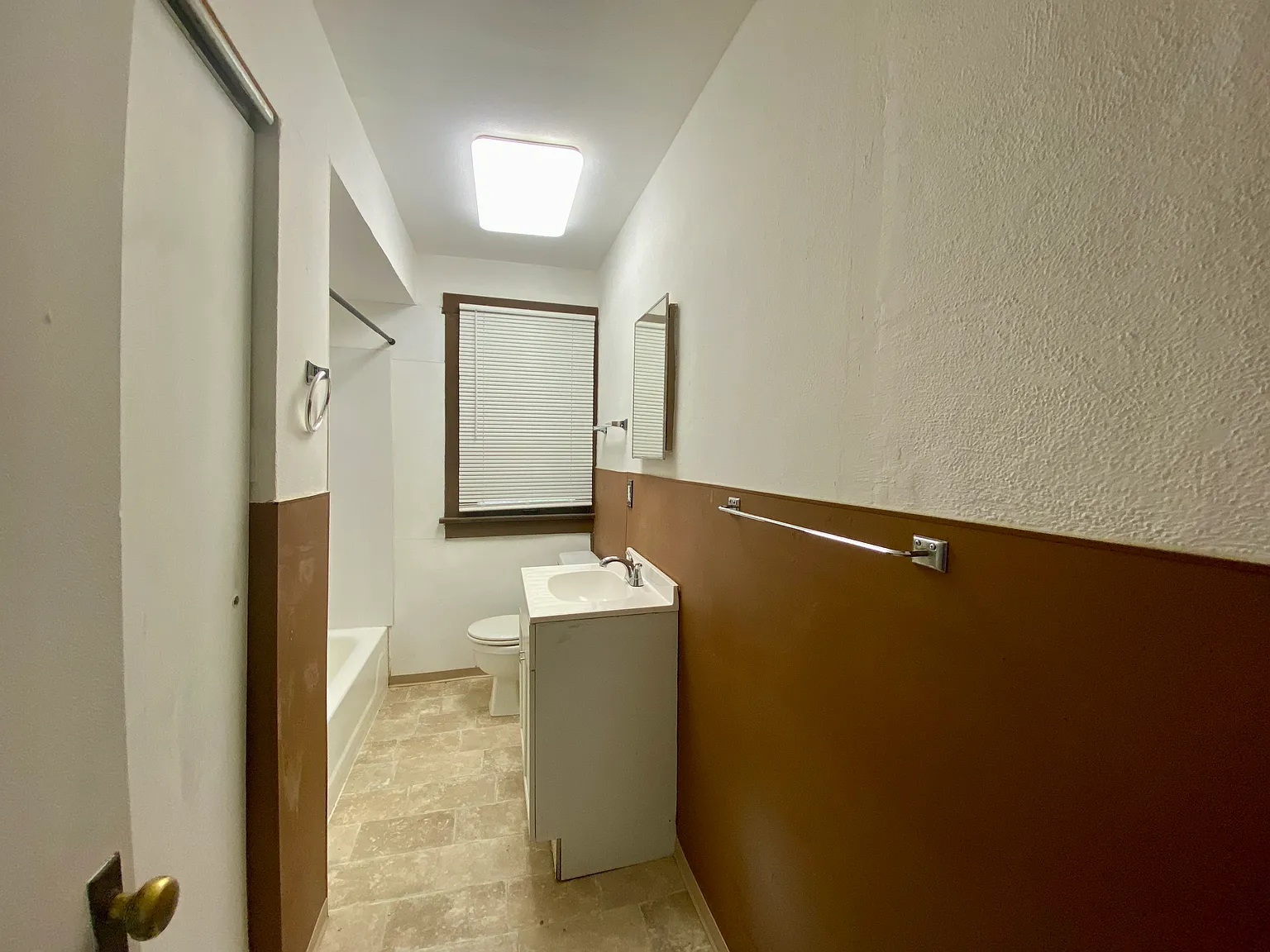 2 bed, $795 — Photo 3