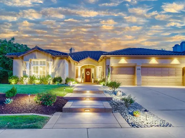 375 Camino Bailen, Escondido, CA 92029