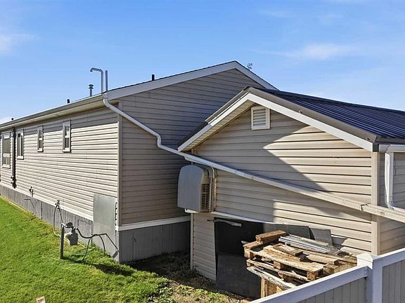 2nd image of 15 Mackenzie Ranch Way #98