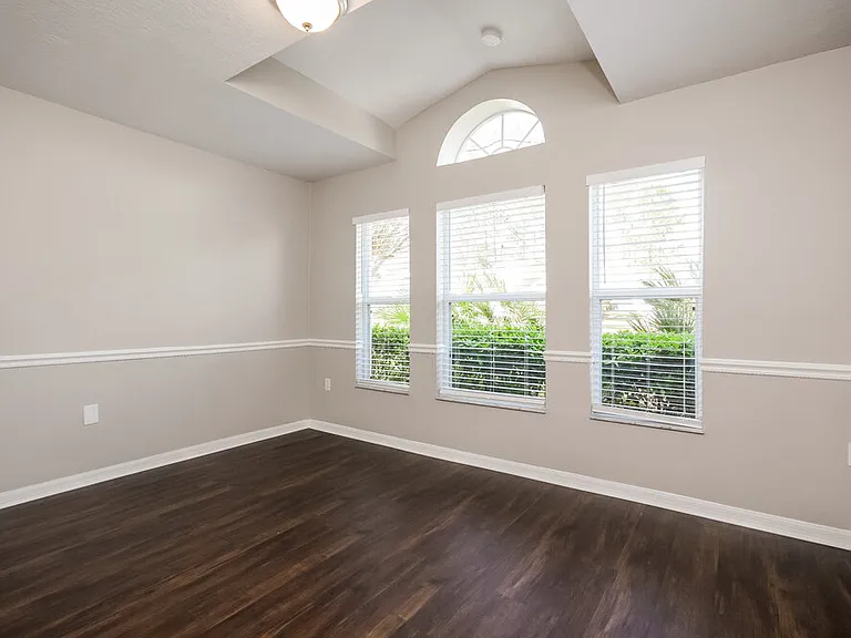 2420 Tealwood Cir — Photo 13