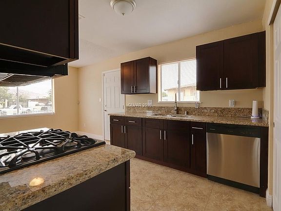 2nd image of 2671 San Domingo Ln