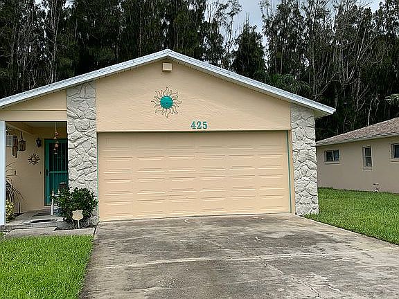 2nd image of 425 25th Ave
