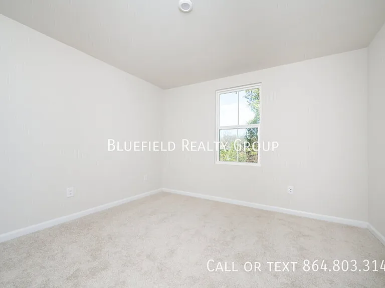 886 Cranbrook Dr — Photo 14