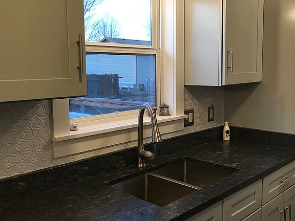 4th image of 3504 Lorang Dr