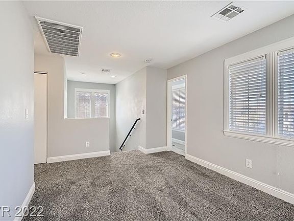 5th image of 540 Lapford St