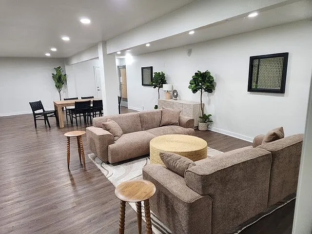 The Columns Apartments — Photo 49