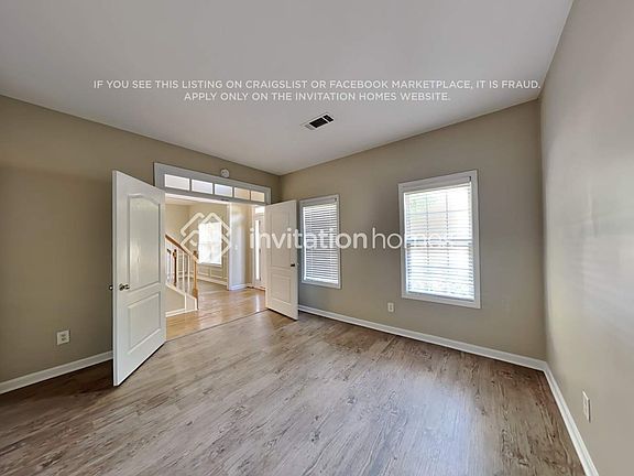 4th image of 3088 Woodmere Ct