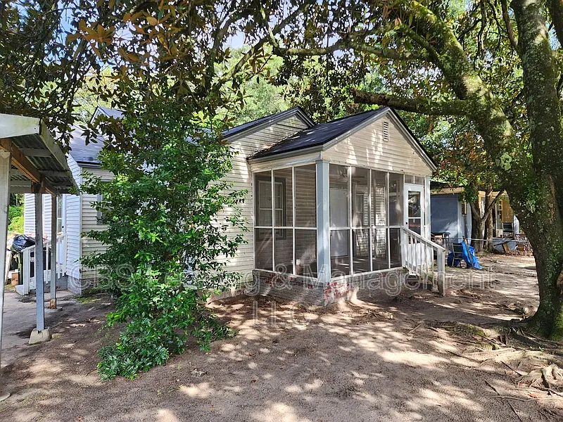 427 Bernard Dr