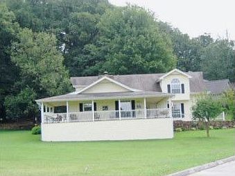 1st image of 13798 Canterbury Ln