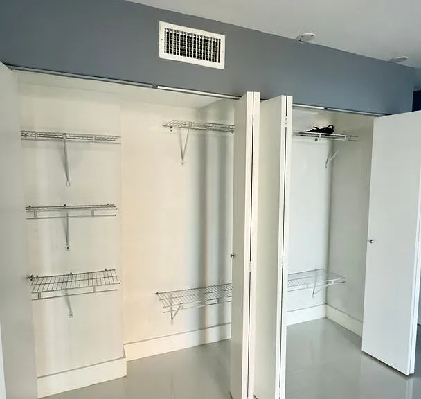 1351 NE Miami Gardens Dr #422 — Photo 14