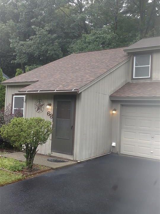 1st image of 68 Pepperbush Pl