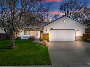 160 N Orchard Heights Way, Nampa, ID 83651