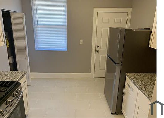 3rd image of 7511 S Yale Ave APT 3E