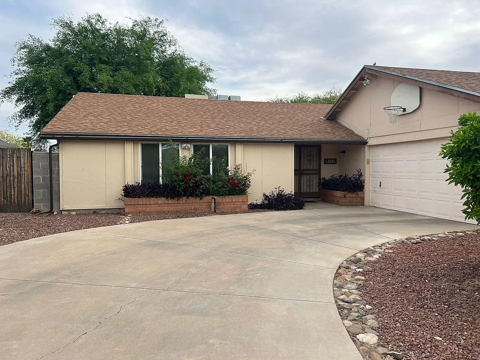 3219 W Coriander Dr
