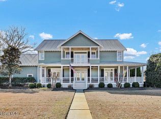 101 Cottage Walk, Hampstead, NC 28443