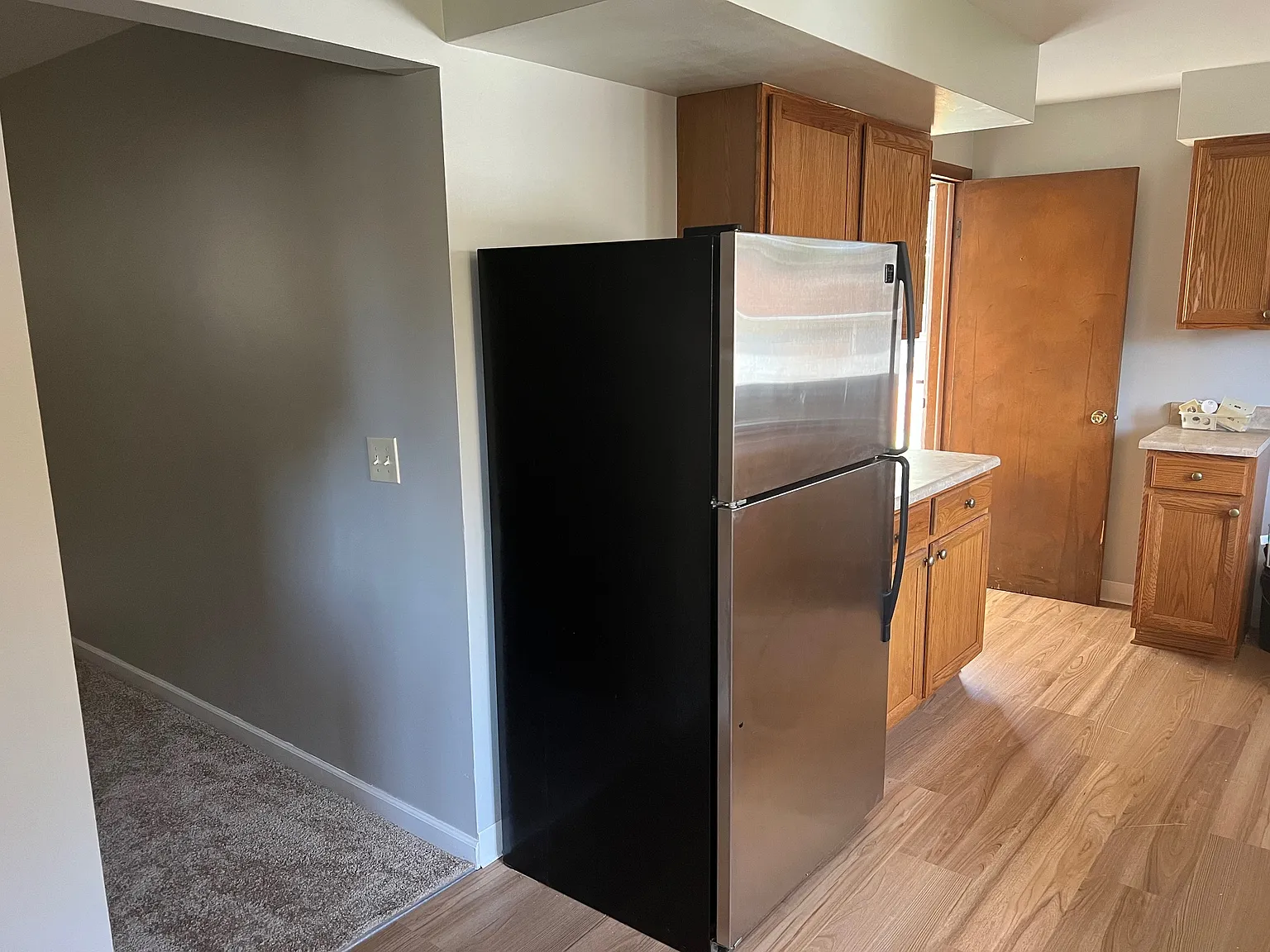 3 bed, 1200 sqft, $1,975 — Photo 4