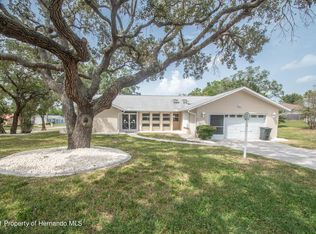 11450 Linden Dr, Spring Hill, FL 34608