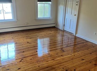 23 Maple St, Allendale, NJ 07401