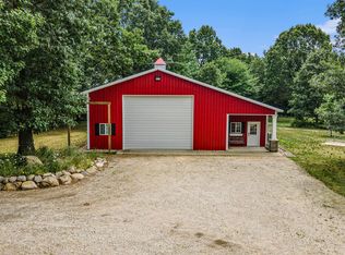 1046 61st St, South Haven, MI 49090