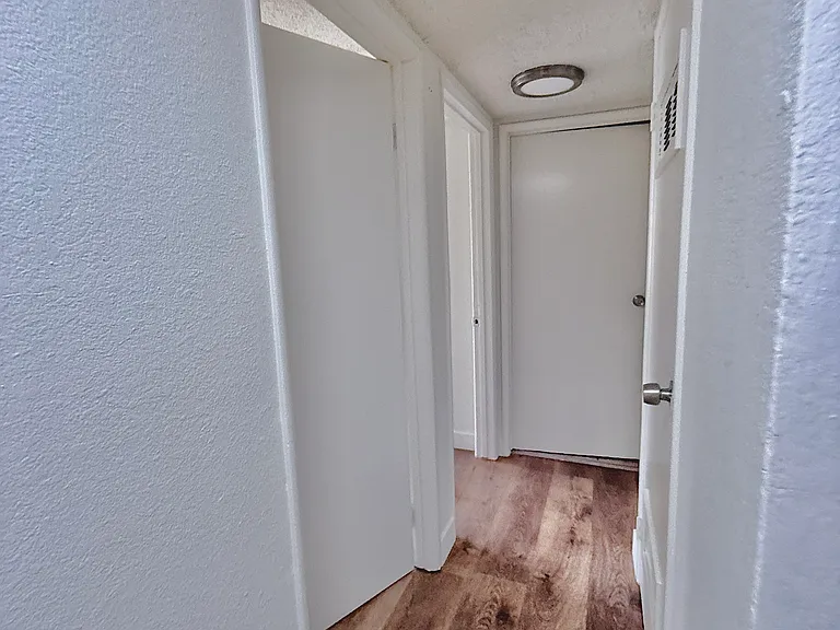 11058 Cantlay St #2 — Photo 9