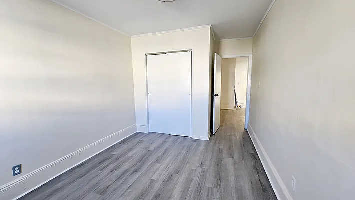 Rented by Compass | media 9