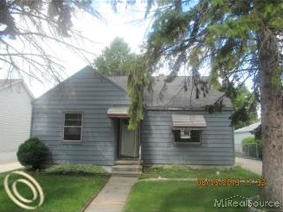 1st image of 185 Dickinson St
