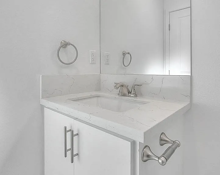 5852 Vineland Ave #5852-2 — Photo 36