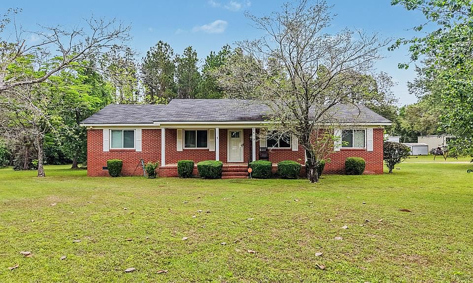 1st image of 2413 Lily Pond Rd