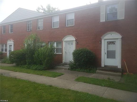 2nd image of 481 Kenwood Dr