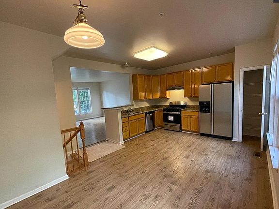 3rd image of 8870 Papillon Dr #1