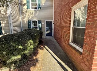 9454 S Vicksburg Park Ct, Charlotte, NC 28210