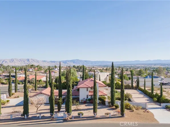 19545 Oshkosh Ln, Apple Valley, CA 92307