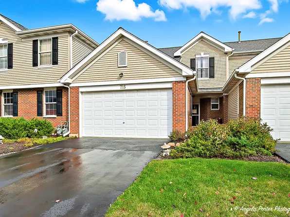 715 Legend Ln #715, McHenry, IL 60050