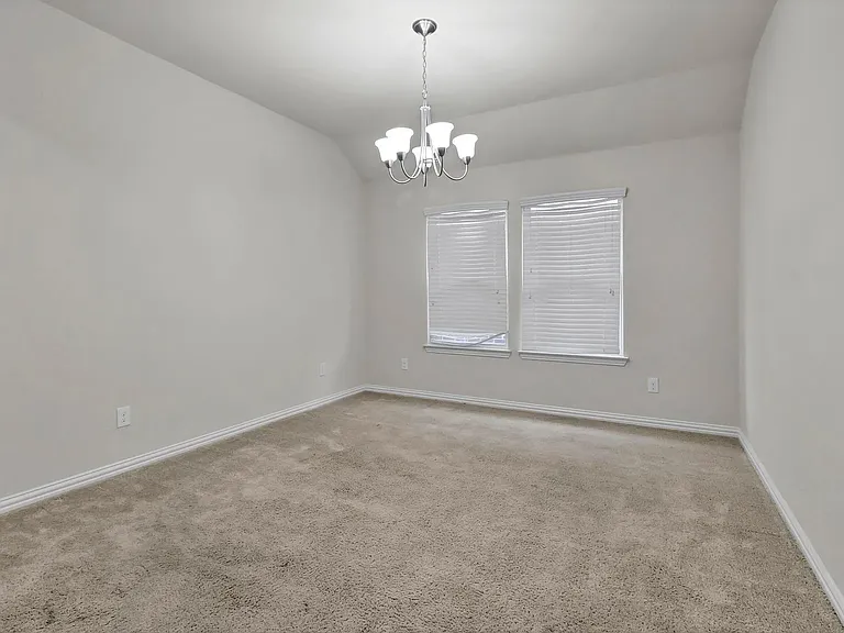 2216 Hull Point — Photo 4